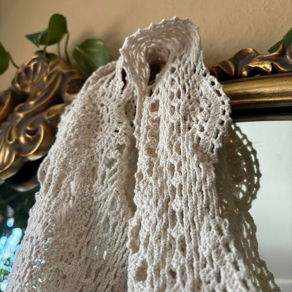 Vintage Doily Crochet Scarf Cottagecore Dainty Feminine - Picture 5 of 6